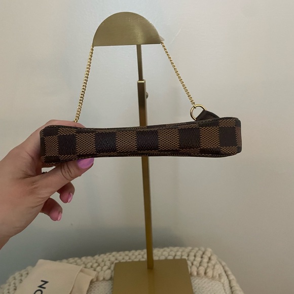 Authentic Louis Vuitton mini pochette - Picture 4 of 9